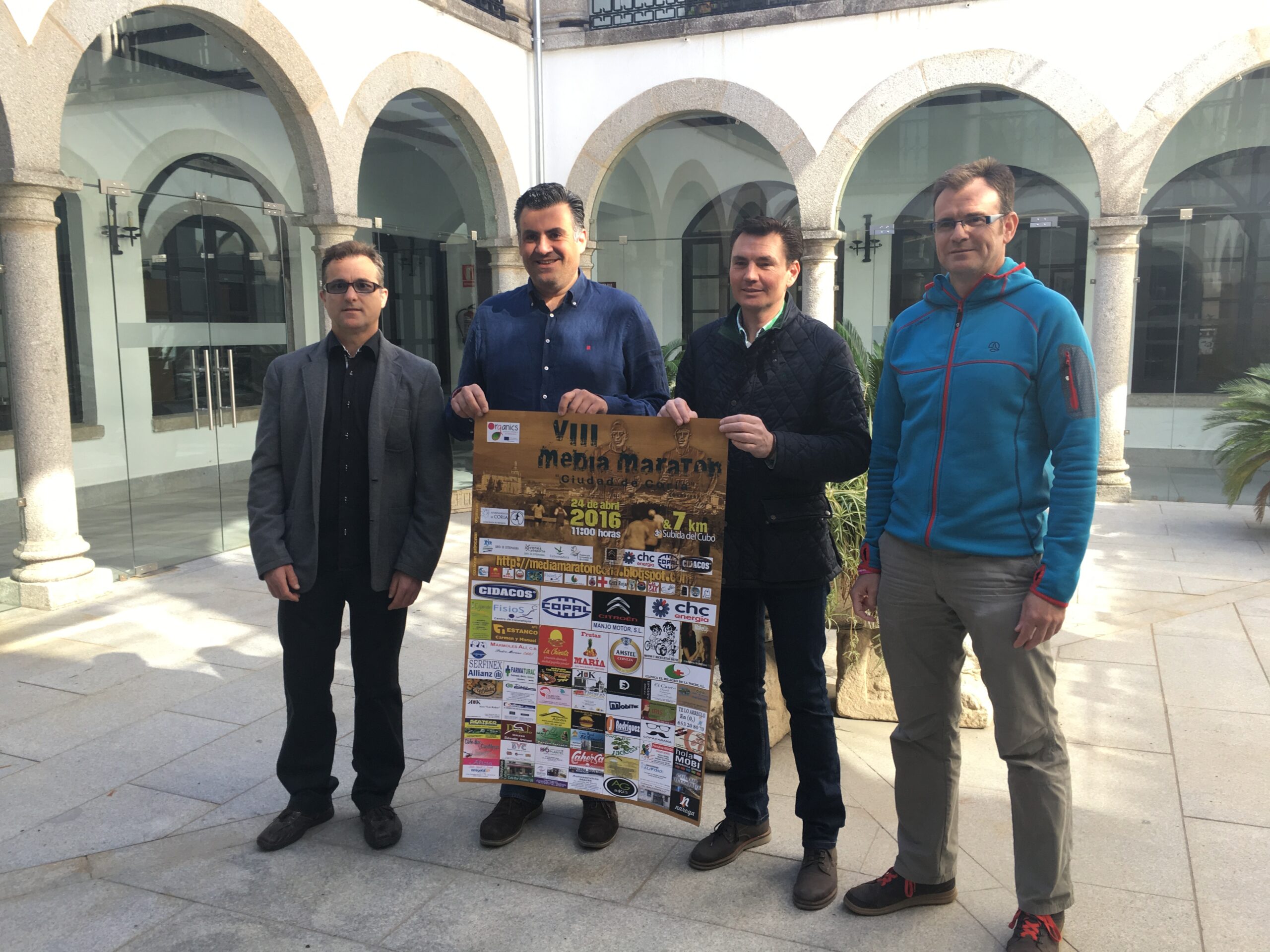 VIII Media Maratón «Ciudad de Coria» y 3º Cross Urbano «Subida del Cubo»
