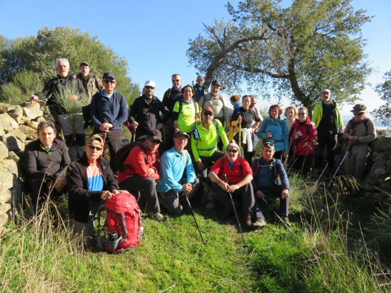 En la Capital del higo, comenzó la primera de las rutas senderistas de la temporada 2019