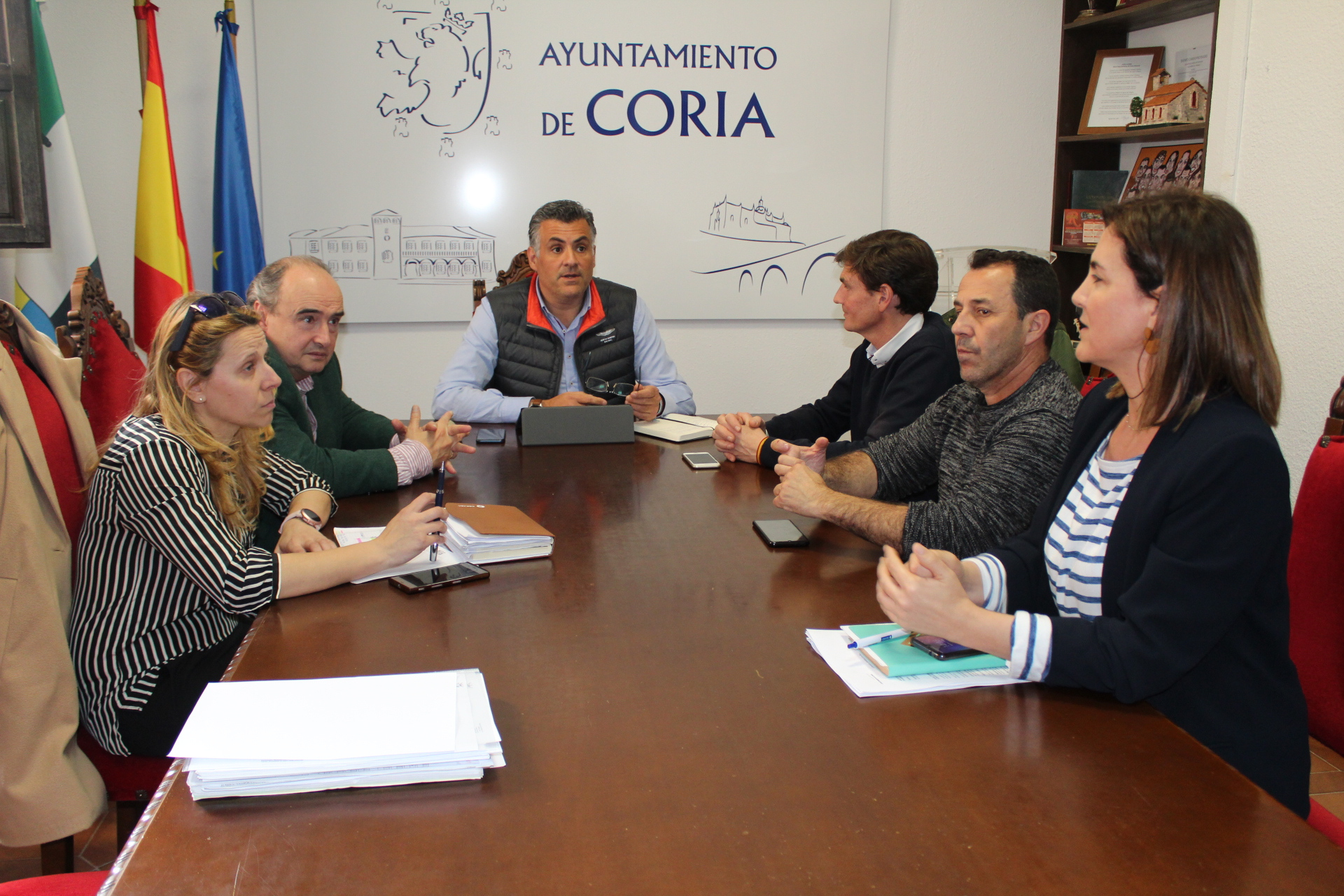 El equipo de gobierno de Coria se reúne para valorar la situación del coronavirus en la Ciudad y tomar medidas necesarias