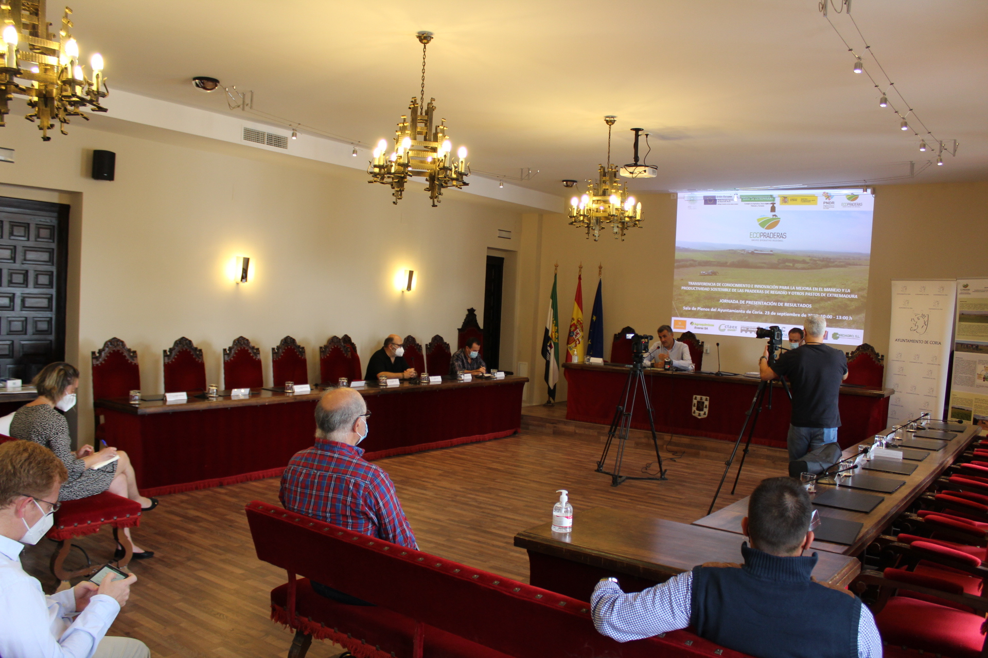 El Ayuntamiento de Coria ha participado en un proyecto innovador de Transferencia de conocimiento e innovación para la mejora en el manejo las praderas de regadío