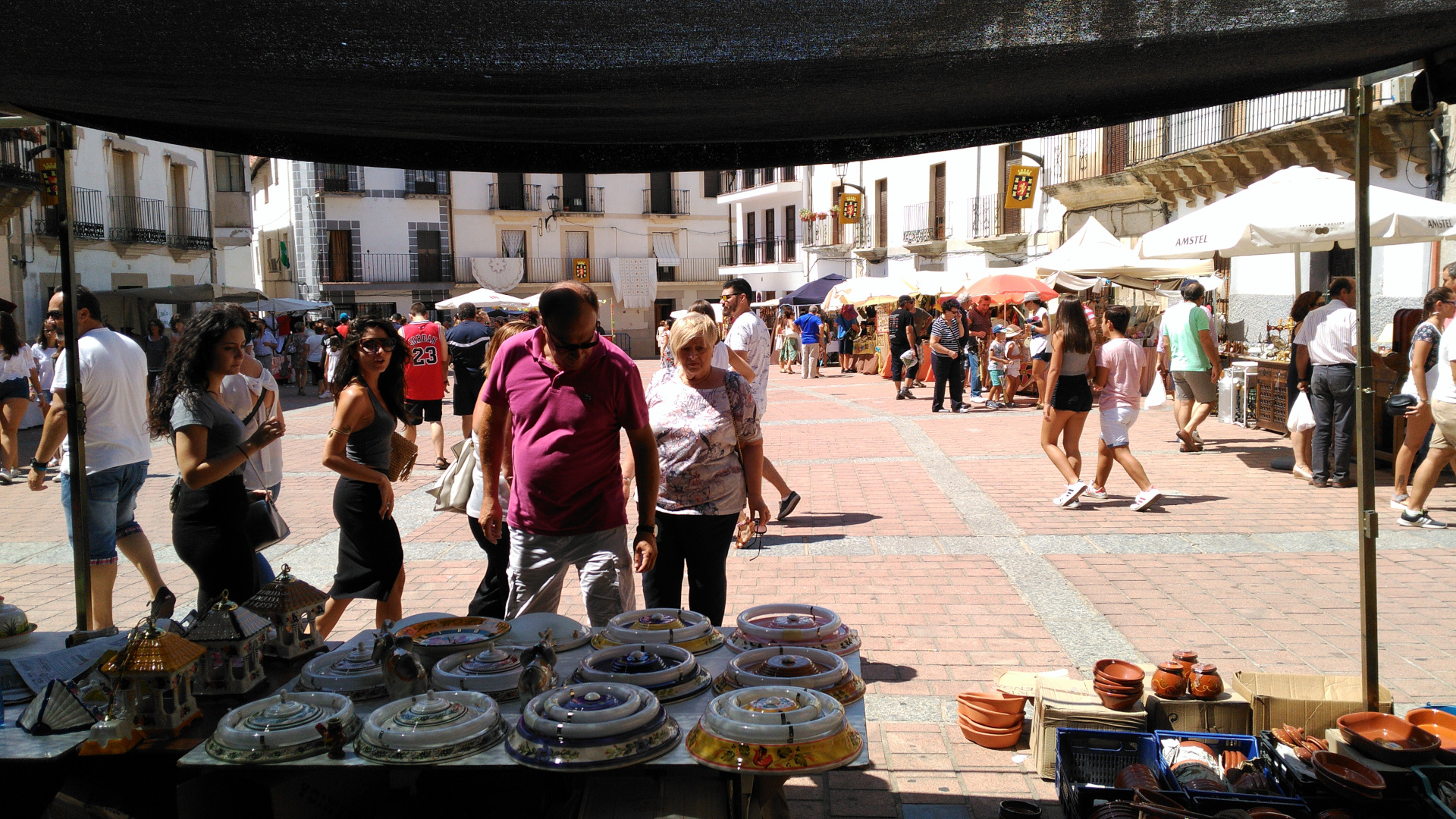 El Mercado Artesanal del Jueves Turístico y el Mercado del miércoles tendrán un único itinerario a seguir para salvaguardar la seguridad de todos los visitantes y artesanos participantes