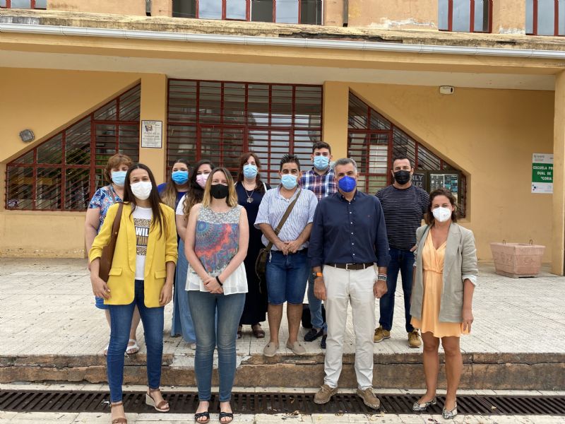 Visita institucional a la Lanzadera de Empleo de Coria, que aún tiene plazas libres