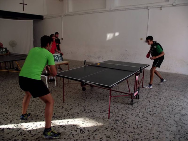 Adrian Marcos, ganador del Torneo Tenis de Mesa «XXI Jueves Turístico 2015»