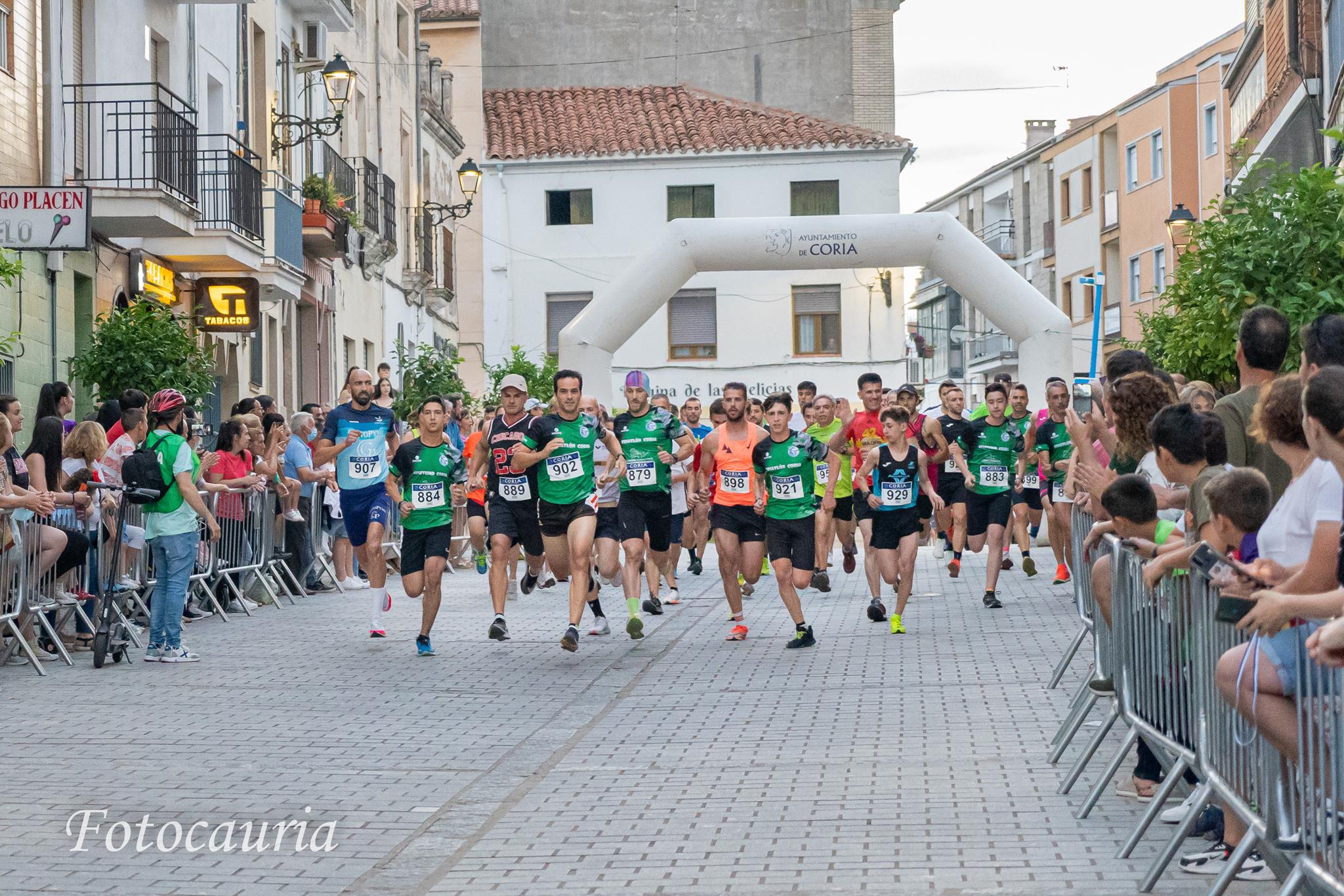 Marta Álvarez y Fco. Javier Sotes, se proclamaron ganadores del tradicional XXXVII Cross Urbano “Ciudad de CORIA” 2022
