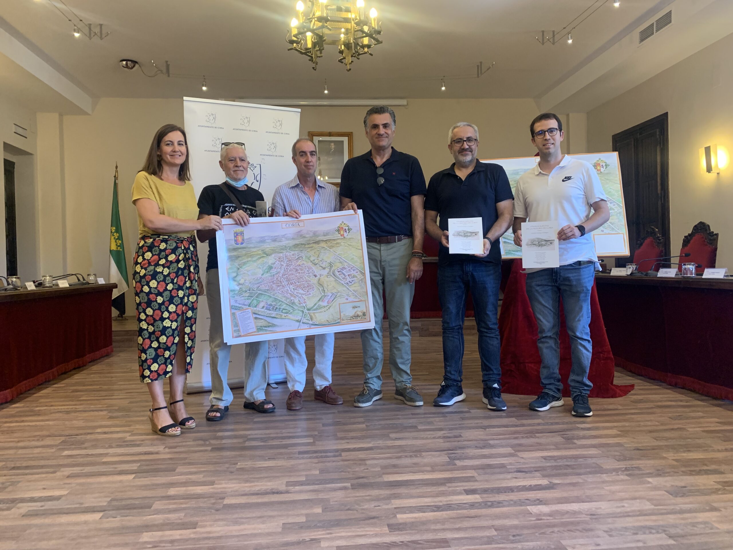 Coria presenta “Páginas Sueltas de la Historia de Coria” del autor Fernando Domínguez