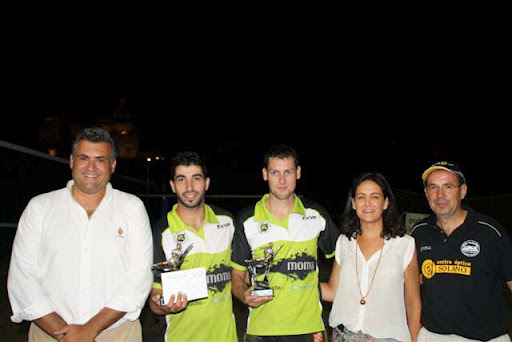 21 parejas participaron en el Torneo de Voley-Playa «Ciudad de Coria 2012»