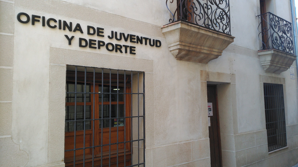 Los jóvenes con el Carné Joven Europeo podrán beneficiarse de descuentos en empresas de Coria