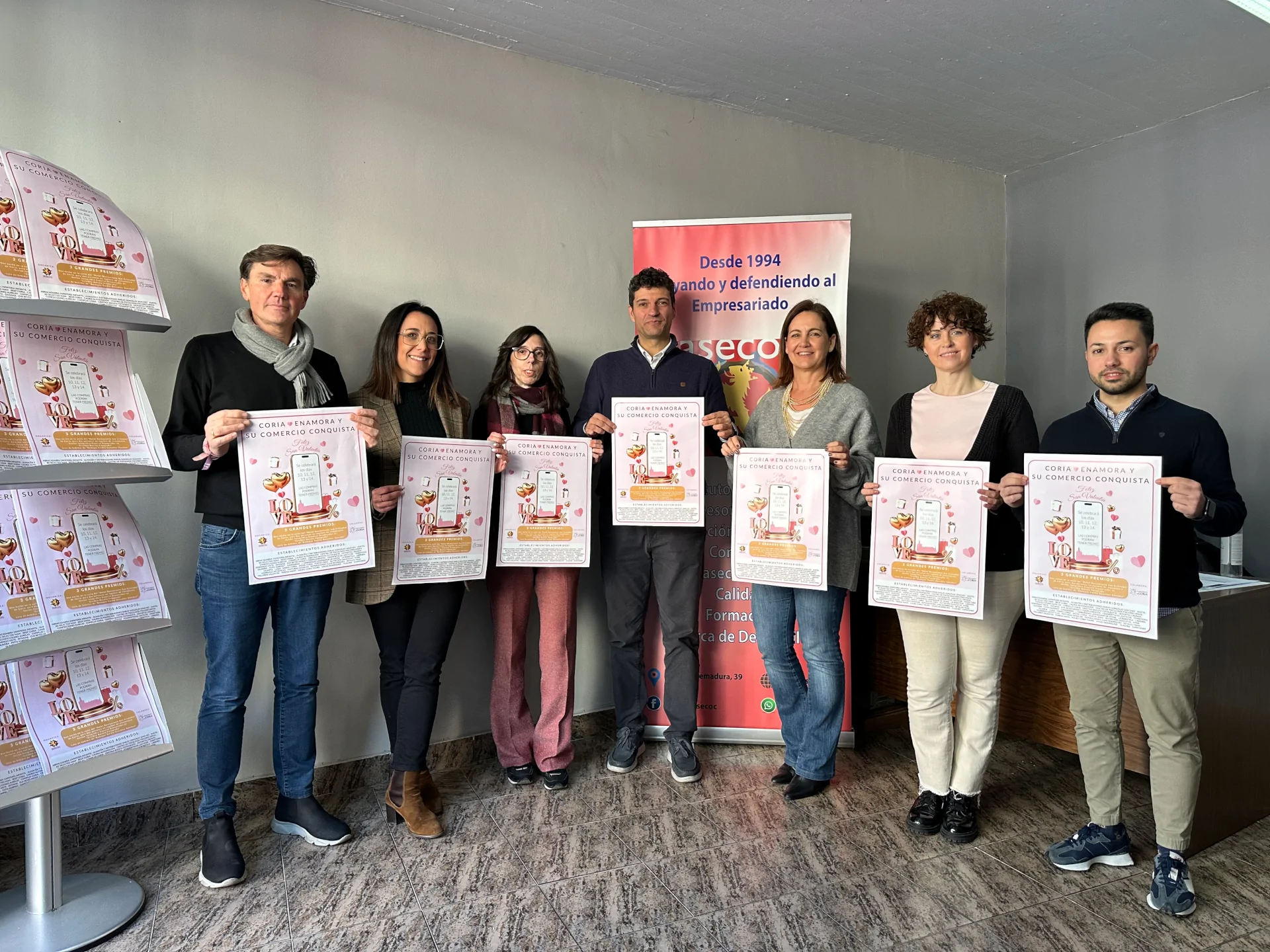 ASECOC y el Ayuntamiento de Coria promueven la Campaña comercial de San Valentín denominada “Coria Enamora y sus comercio conquista”